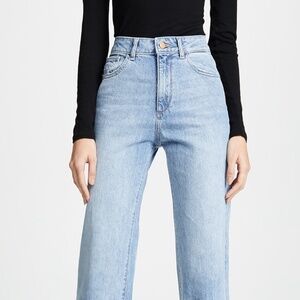 Euc DL1961 Light Blue Flare & Wide Leg Jeans